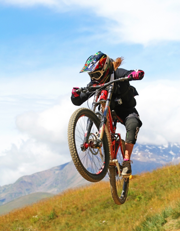 Claudia Clement Downhill Mountain Bike at Diable - Les 2 Alpes